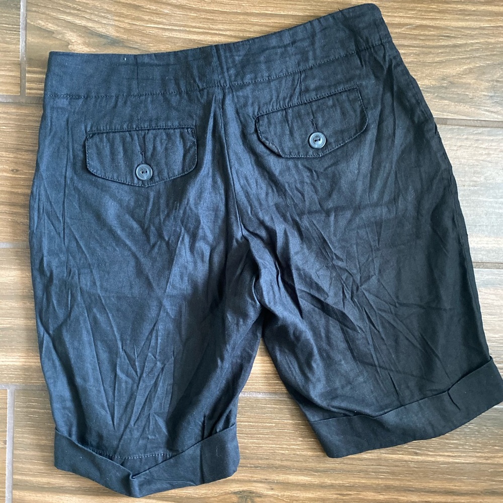 Black shorts - Picture 3 of 4